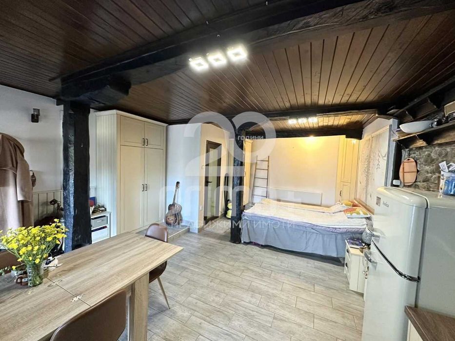 Къща с разработен бизнес