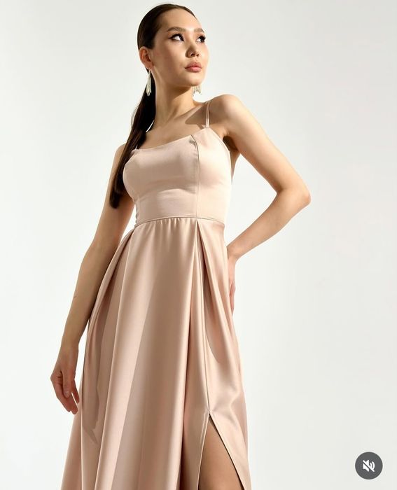 Продам шикарное платье