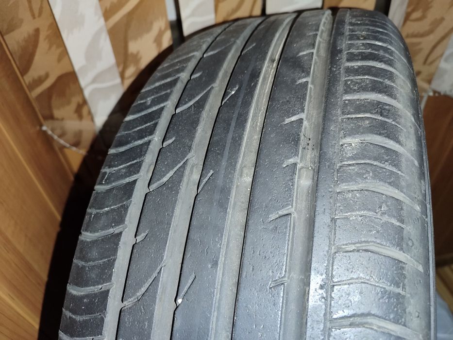 Шина,колесо,резина Continental Premium Contact 2 ( tracker) R18 215/55