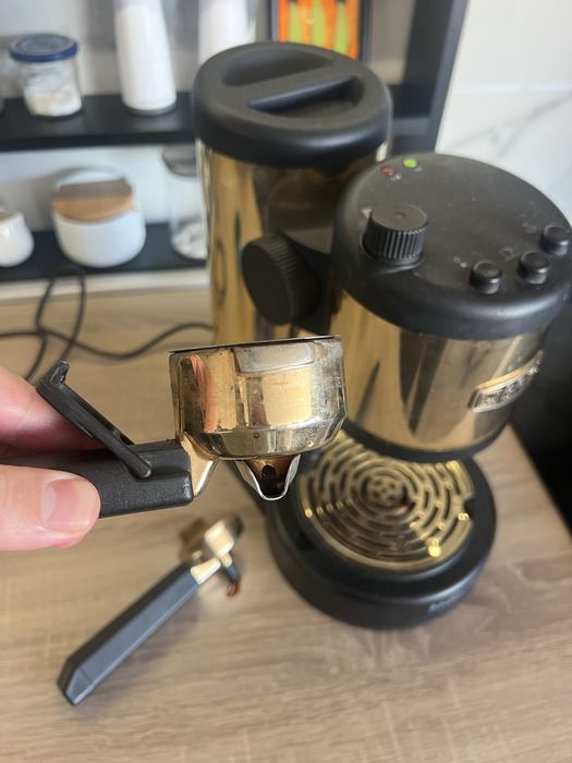 Кафе машина BRIEL