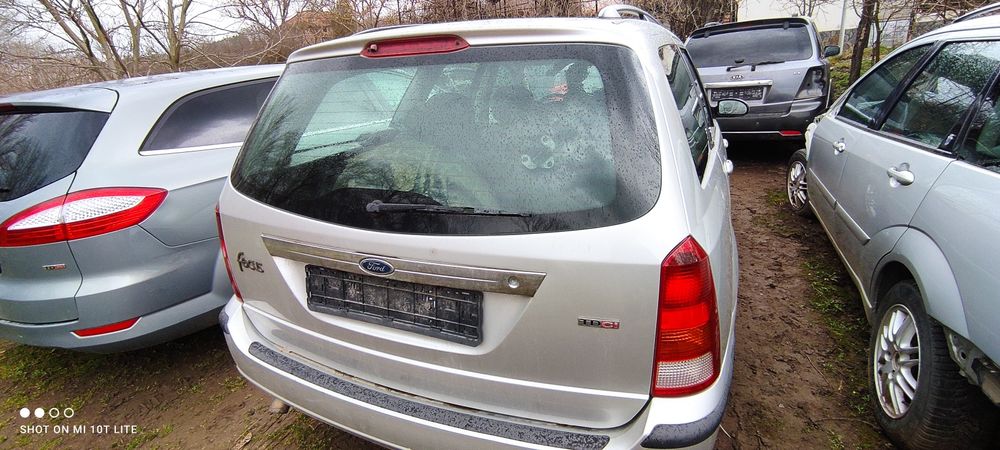 Заден капак за Форд Фокус Мк1 Комби Zadni kapaci Ford Focus 98/2004