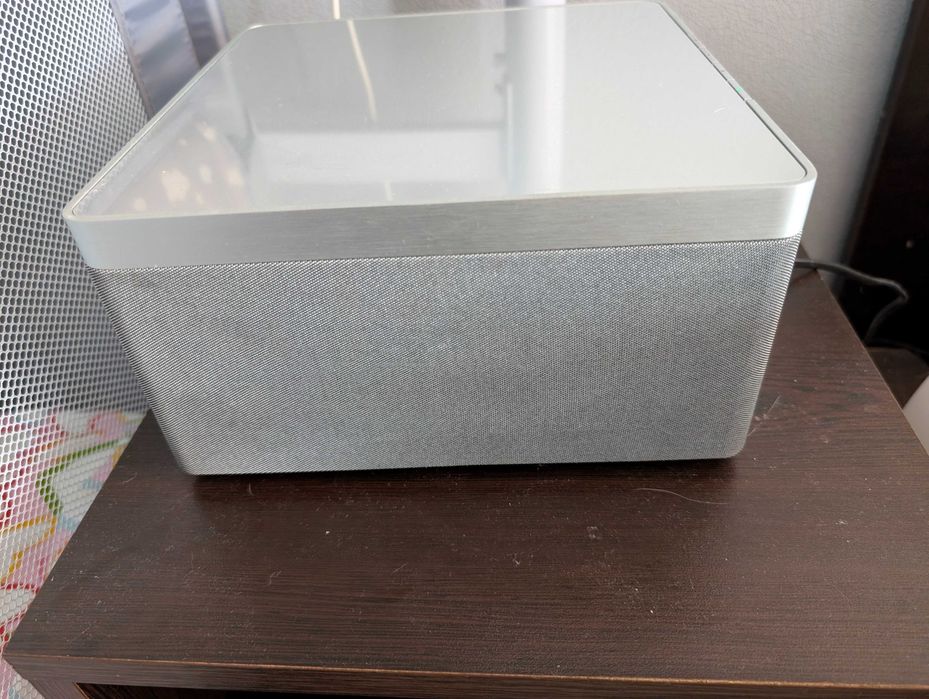 Loewe airspeaker