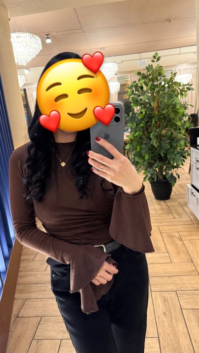 Продам красивый лонгслив