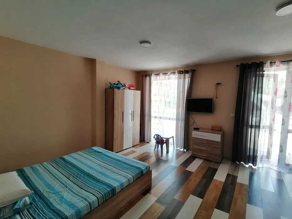 Дава се под наем Едностаен апартамент в Свети Влас - 45 кв.м за 204 € - Снимка #2