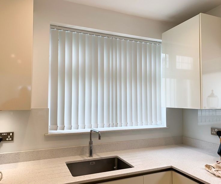 Жалюзи Сарыағаш День и ночь ролл шторы