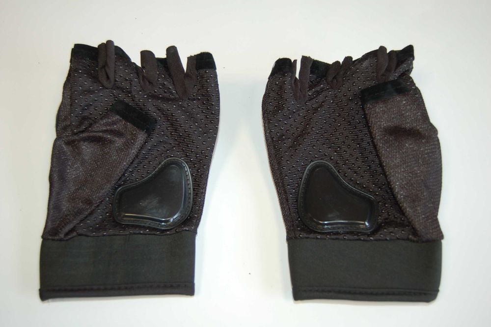 Ръкавици без пръсти