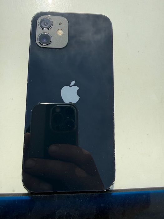 Iphone 12 64gb.
