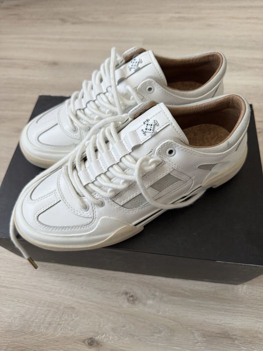 Stratica International Обувки