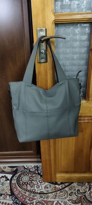 Продается сумка женская из натуральной кожи