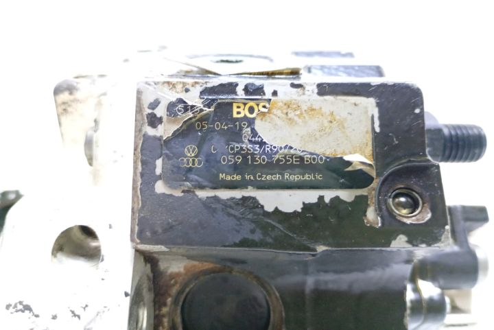 Pompa Bosch inalta presiune 059130755E Audi A8 D3/4E (facelift) seria