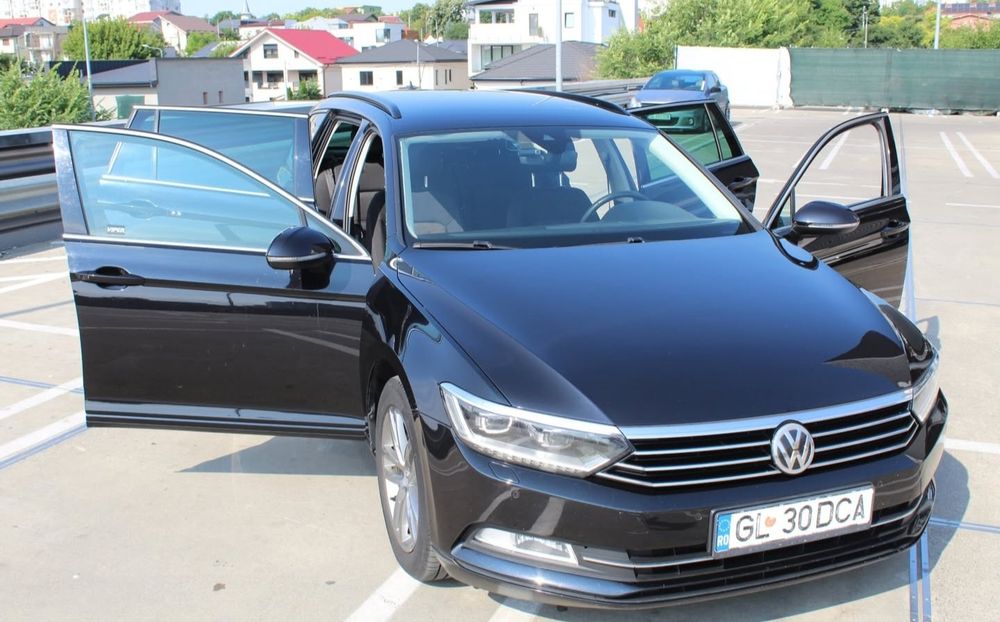 Volkswagen Passat B8 2015 - 2.0 TDI, Higline, 150 CP - webasto, faruri led, distronic, side assist, line assist, camera, ceasuri digitale, km reali