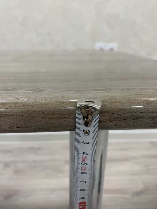 Продается стол в хорошем состоянии