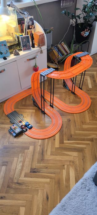 Hot wheels zero gravity, магнитна писта
