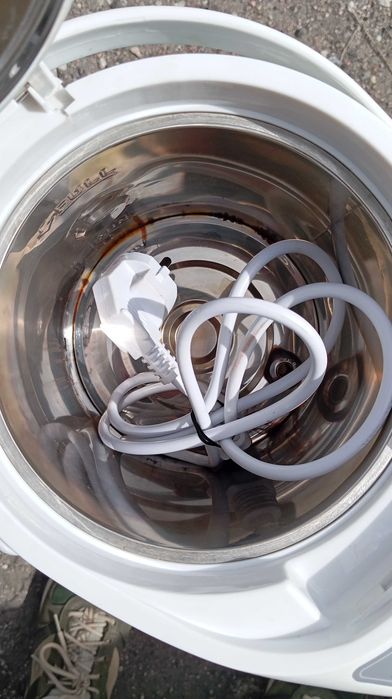 Термопот Polaris PWP 2824