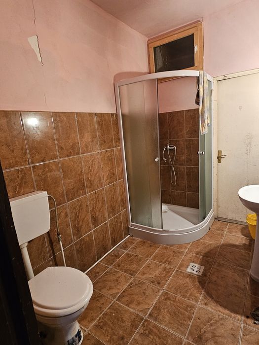 Imobil de vânzare, cu destinație versatila