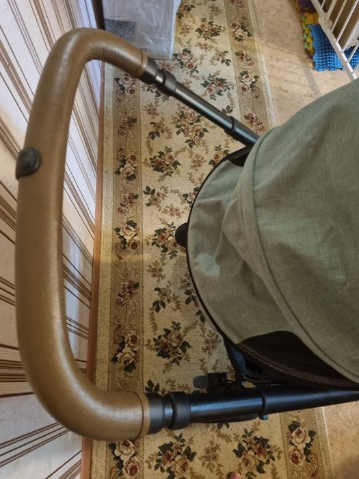 Коляска 2 в 1 Joie Versatrax (xl)