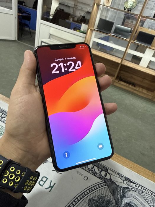 Apple iPhone Xs Max 256Gb/77%