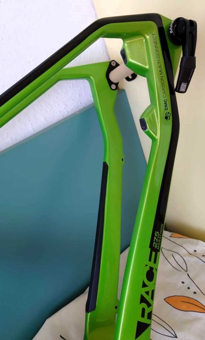 Рамка Bergamont Roxtar 9.0 CARBON L, средно XTR, ос 142/12, НОВА