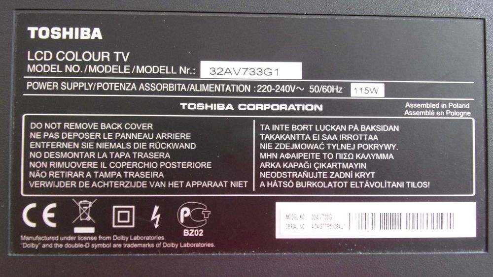 TV 32 inch Toshiba HD LED 1368 x 780 with remote controller - full working TV