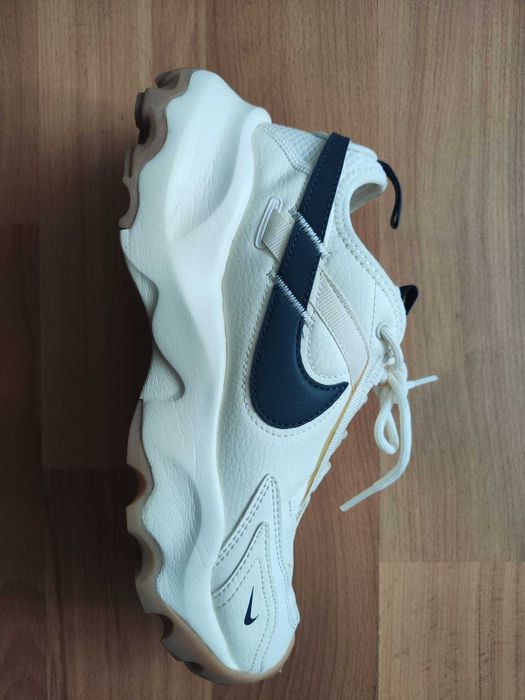 Дамски обувки Nike