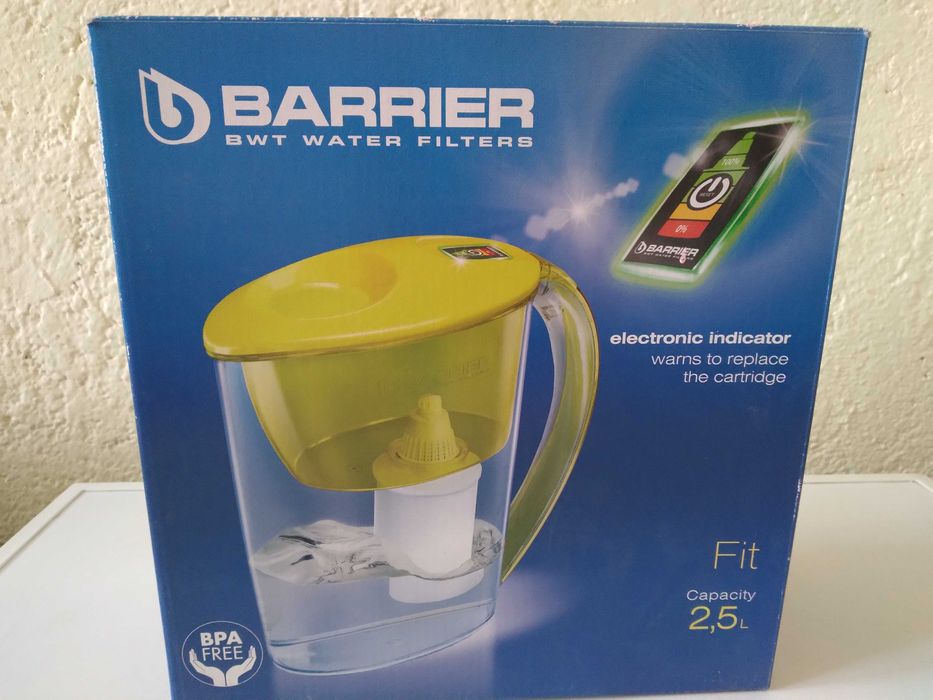 Кана за вода с филтър Barrier