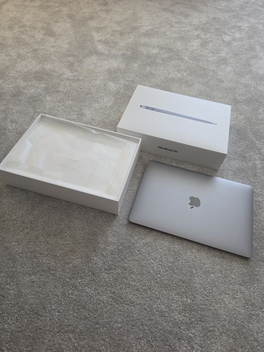 Macbook Air M1 97% baterie