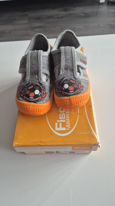 Детски пантофи, номер 26!