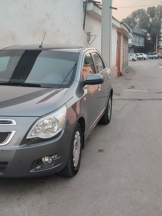 Cobalt 2014 3 pazitsiya ideal xolatda