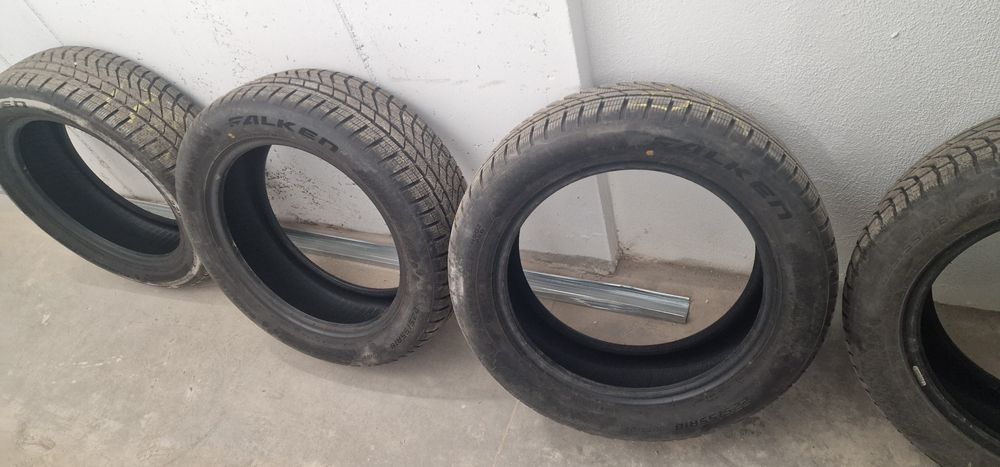 Зимни гуми Falken, ДОТ 23г, 225/55 R18