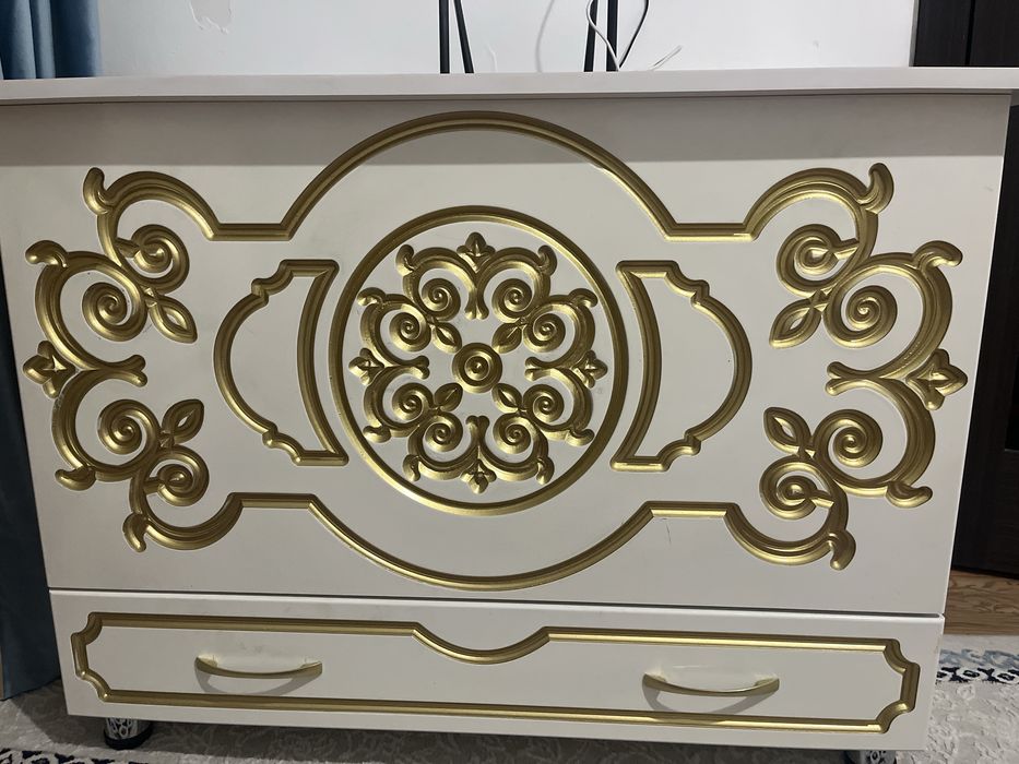 Сандық таза ағаштан