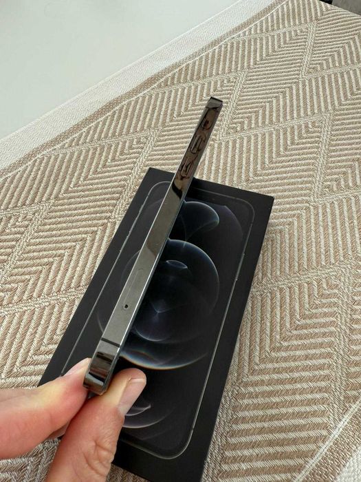 iPhone 12 PRO 256 gb - Graphite