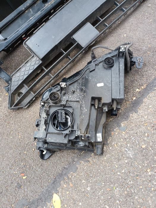 Grila trager armatura far led seat tarraco