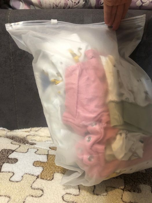 Пакет одежды на девочку 3-12-18 месяцев
