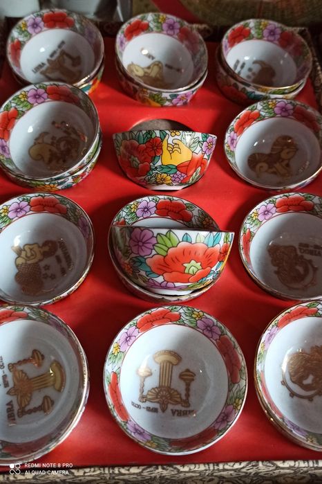 Клечки за суши,кит.хранаЧаши за саке,чадъри-4лв6,38лв