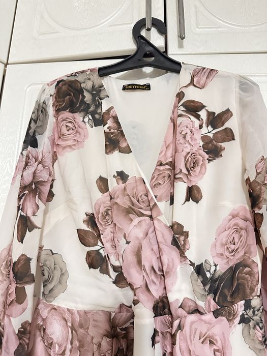 Красивые лёгкое платье