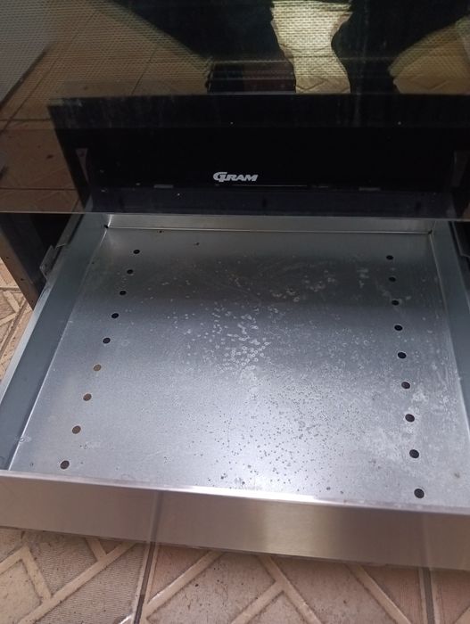 Иноксова свободно стояща печка с керамичен Gram с 2 години Гаранция!