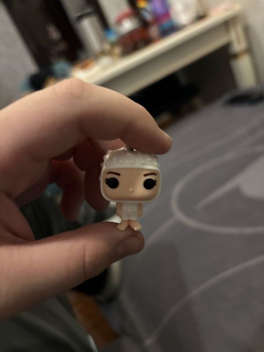 Коллекция киндер очень странные дела с уилом