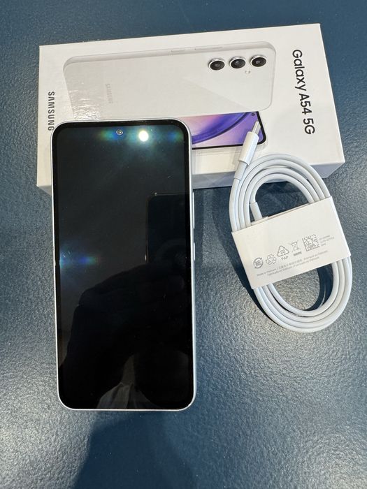 Samaung Galaxy A54 256 MB  8 GB RAM