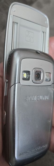 Samsung /Самсунг D600 метален