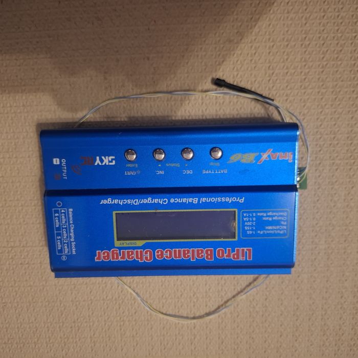 Charger LiPro Balance SkyRC B6 iMax original