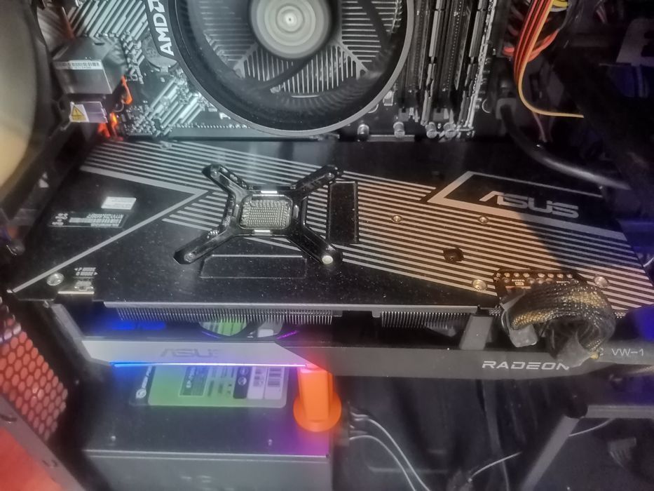 Placa video AMD Rx 6700xt Asus Dual 12 Gb  ca noua