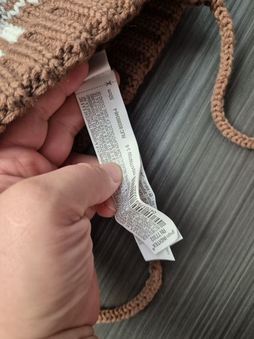 Caciula Zara marimea 52 noua