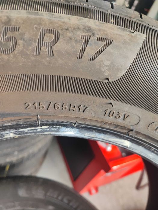 4бр.летни гуми 215/65/17 Michelin