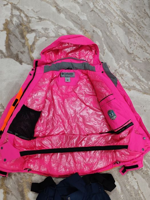 Лыжный костюм на девочку 9-10лет