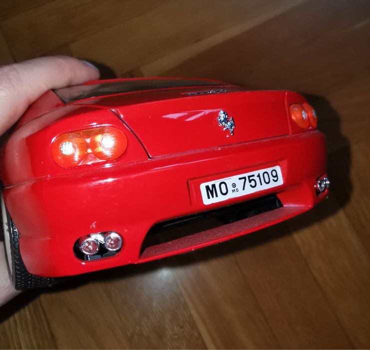Колекционерски модел Ферари 456 GT Ferrari 456 GT червено 1:18