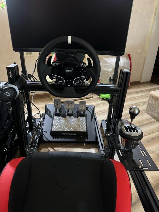 Продам гоночный копкит.