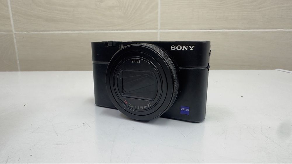 Камера Sony RX100 VII