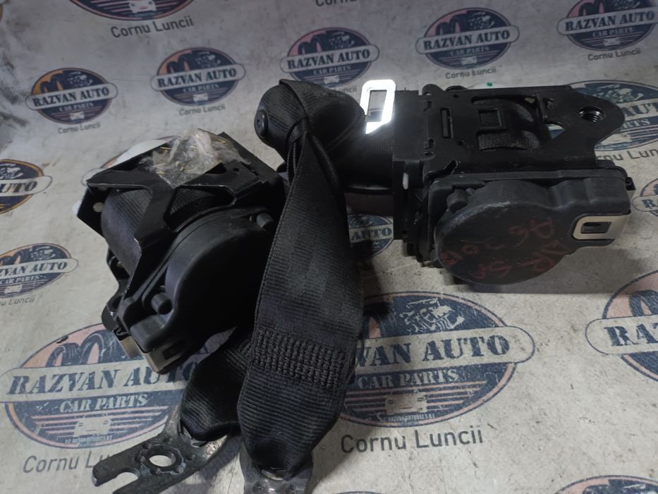 set centuri spate stanga-dreapta  audi a6 2012