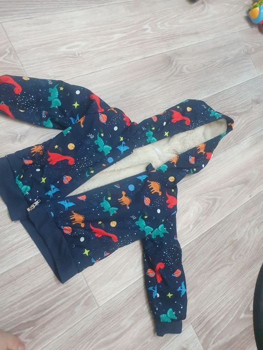 Продам детскую одежду