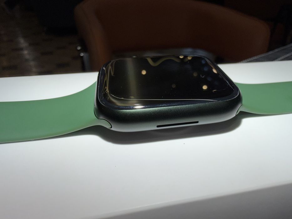 Apple watch 7 45mm В ИДЕЛАЕ ПОЧТИ НОВЫЙ. без царапин